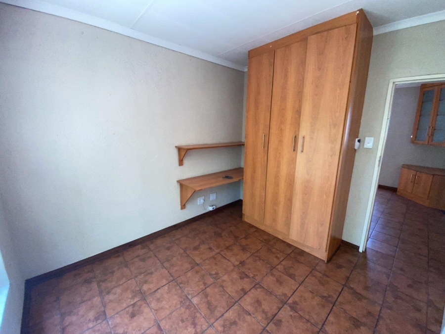 To Let 2 Bedroom Property for Rent in Die Bult North West
